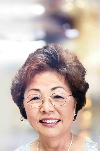 Portrait of JJ Kim, REALTOR®.